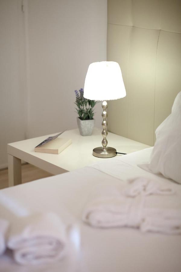 Os Reais - Apt In Front Of The Beach In Centeanes Carvoeiro  Zewnętrze zdjęcie