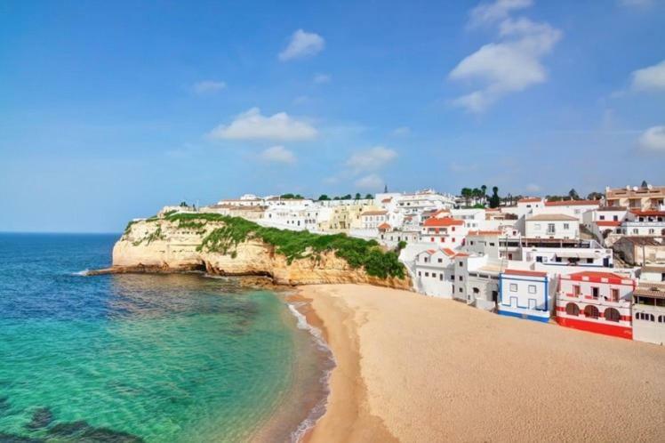 Os Reais - Apt In Front Of The Beach In Centeanes Carvoeiro  Zewnętrze zdjęcie
